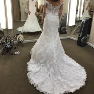Brand New Mori Lee Wedding Dress